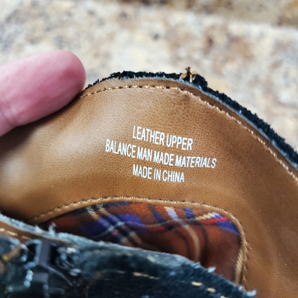 boc Black Suede embellished Sparkle  BOC BOOTS 8.5 Vegan GUC - Picture 4 of 8